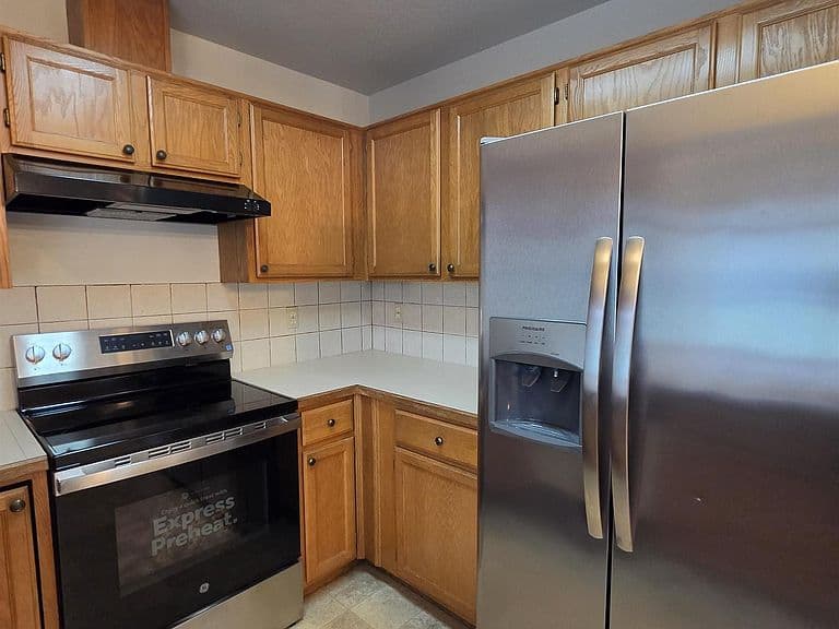 1100 Burnett Dr Unit 261 photo 3