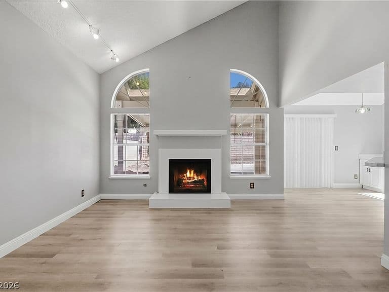 8912 Surf View Dr photo 3