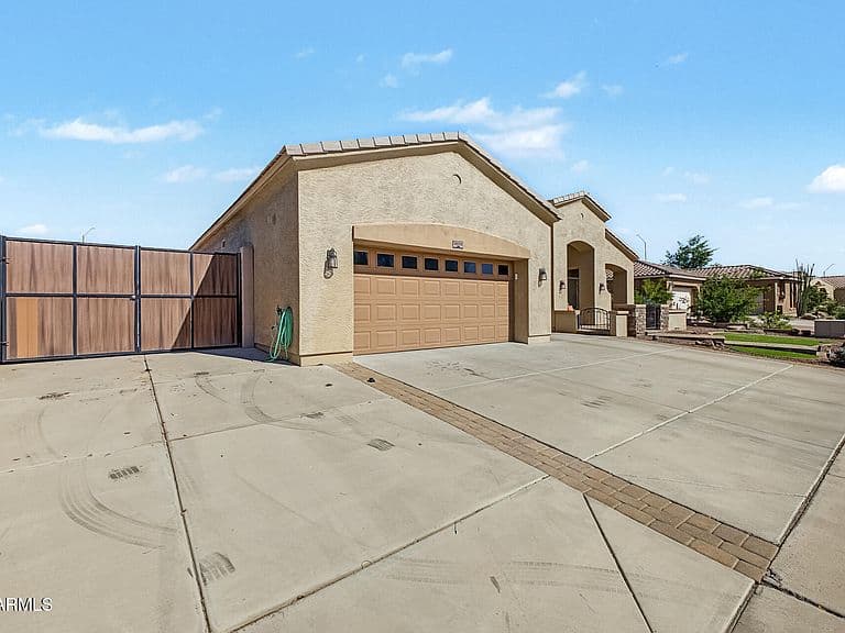 26915 N GIDIYUP Trail photo 4