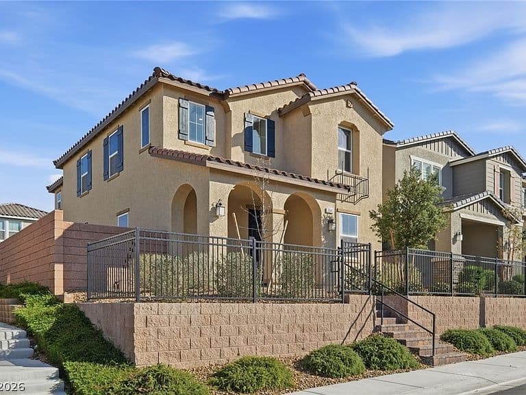 3641 Portici Ln photo 4