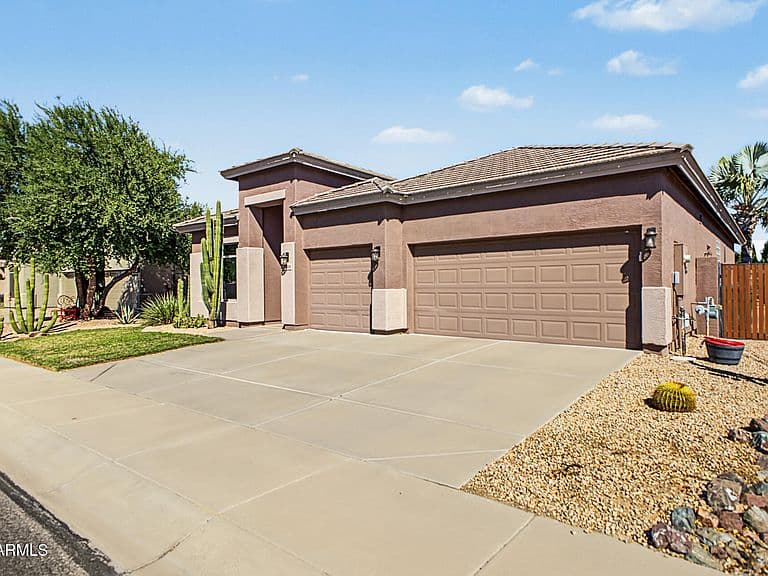 22519 N MULLIGAN Drive photo 2