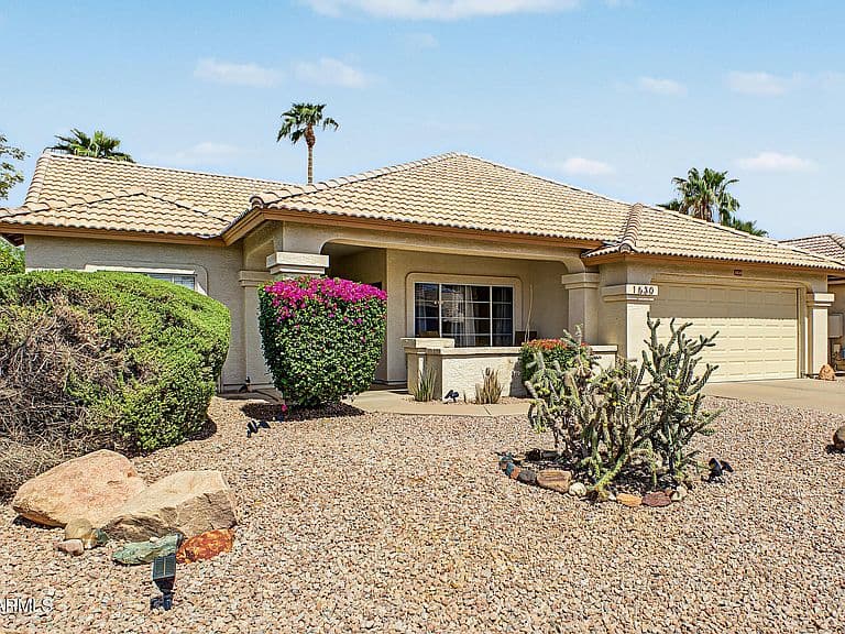 1530 E SAN TAN Street photo 3