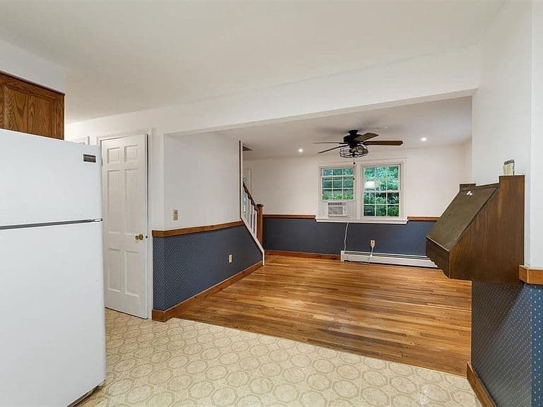 4 Highland Ave photo 5