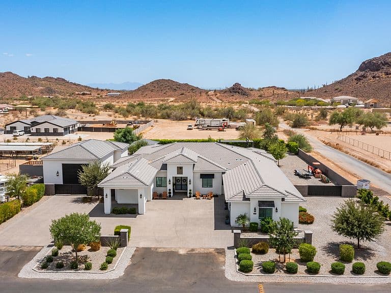 15433 W DALE Lane photo 1