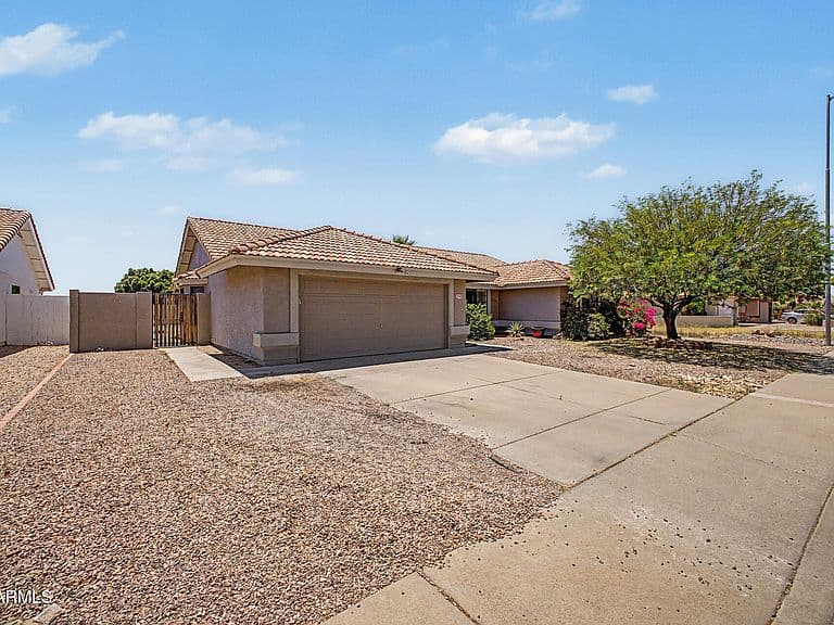 5423 E ELLIS Street photo 3