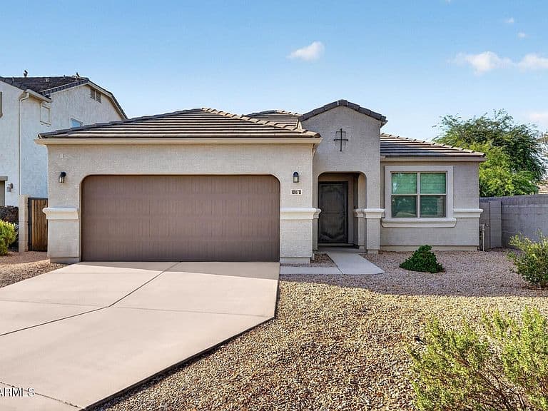 10470 E MARIGOLD Lane photo 1