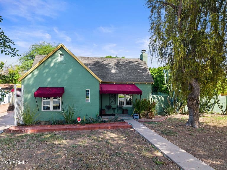 302 W Roma Avenue photo 2