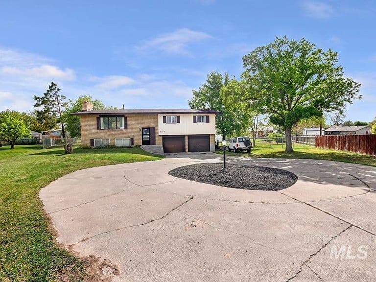 2148 Alta Vista Cir photo 2