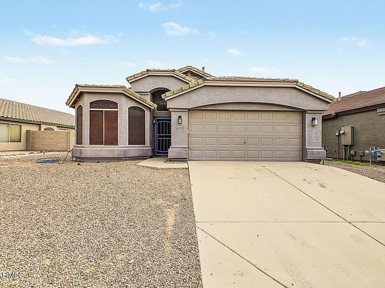 43878 W WADE Drive photo 2