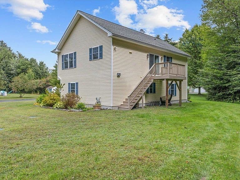 59 Blakewood Drive photo 4