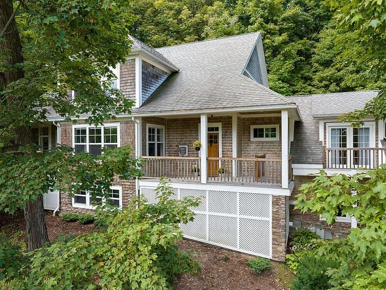 6304 Dorset Street photo 2