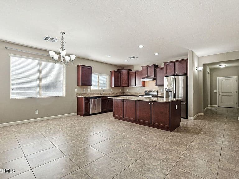 1228 E PALO VERDE Drive photo 5