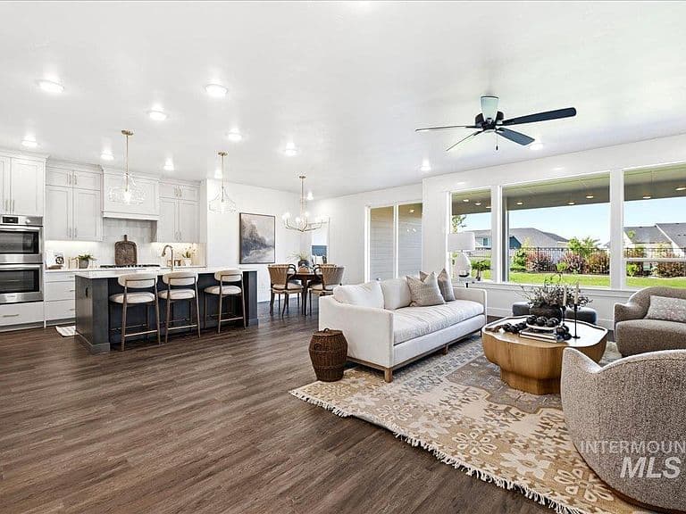 1156 W Eiger Dr photo 4