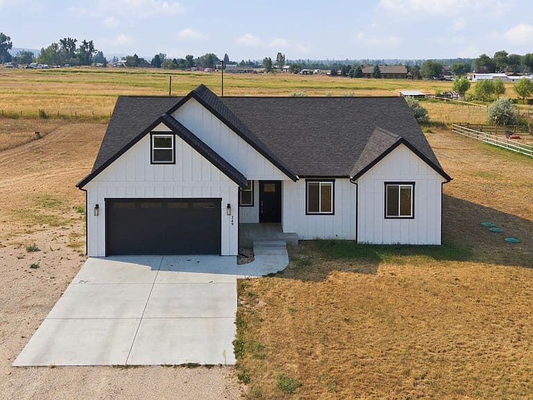 149 Red Willow Dr photo 3