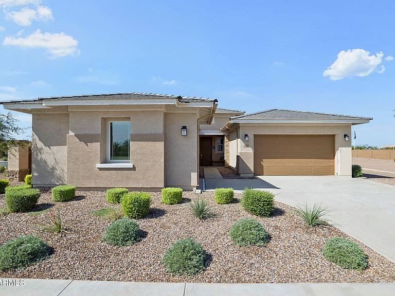 32380 N Cherry Street photo 3