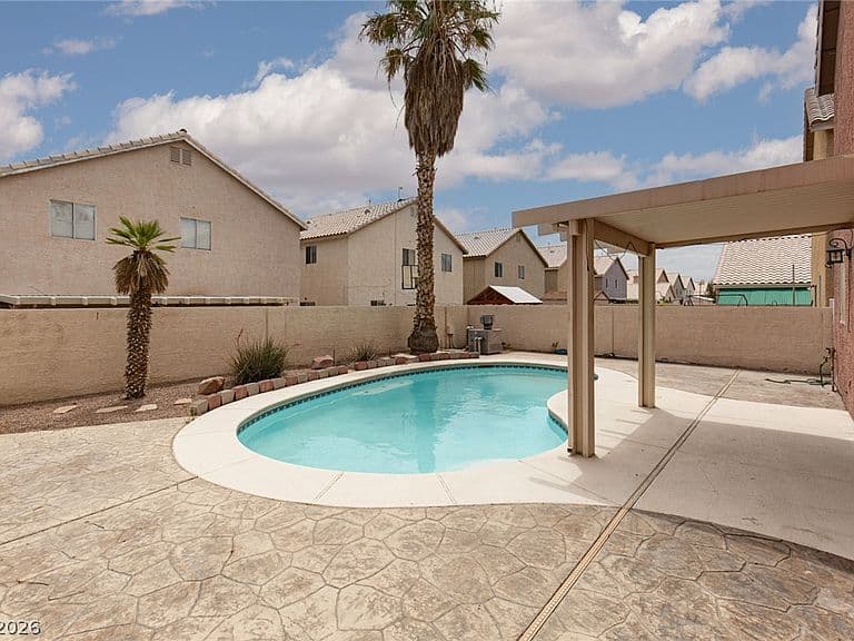 5916 Taj Mahal Dr photo 2