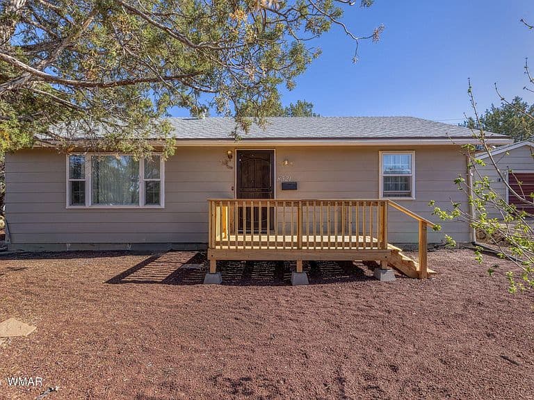 8321 Ridge Dr photo 1