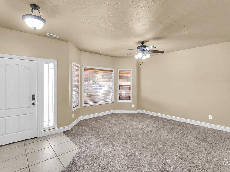 9585 W Canford Dr photo 4
