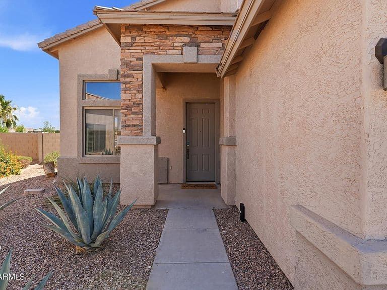 46203 W SKY Lane photo 4