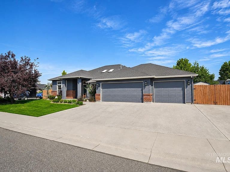 12790 W Renwick St photo 3