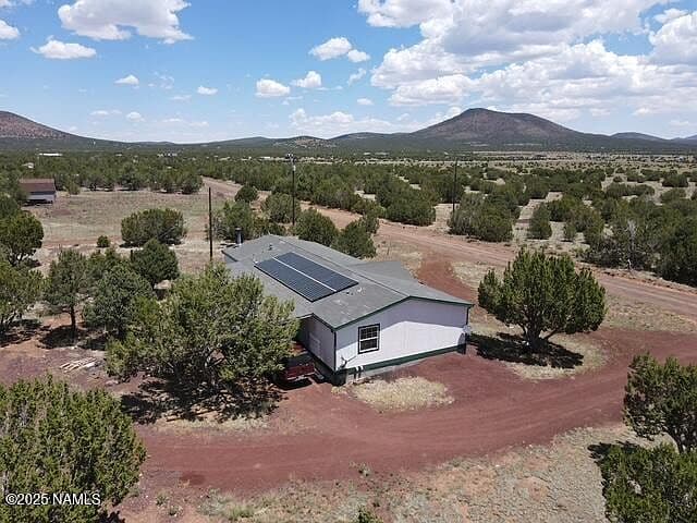 7598 N Hazelwood Dr photo 4