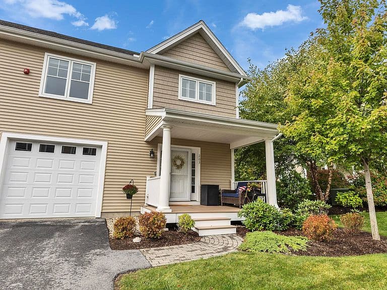 203 Woodview Way #203 photo 2