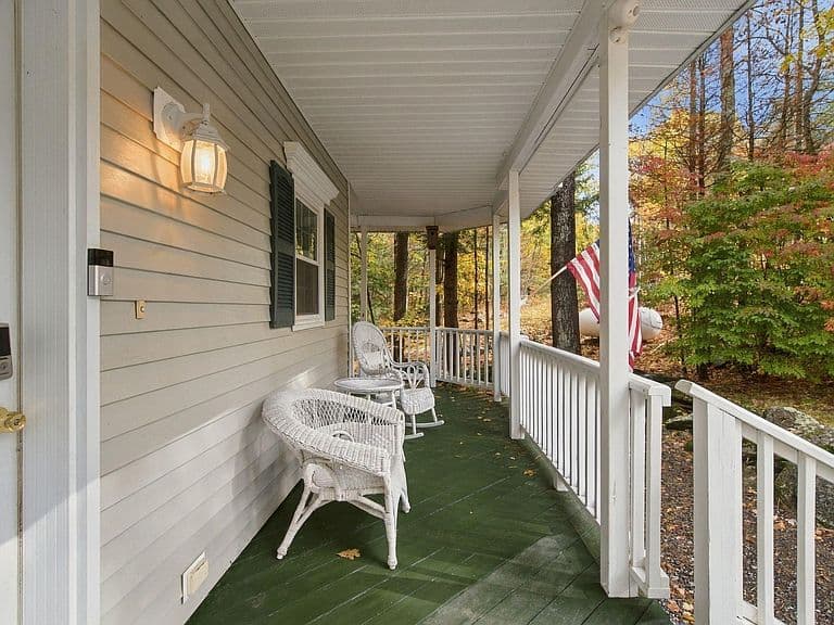41 Coventry Drive photo 2
