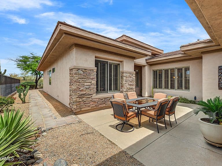 7668 E BALAO Drive photo 5