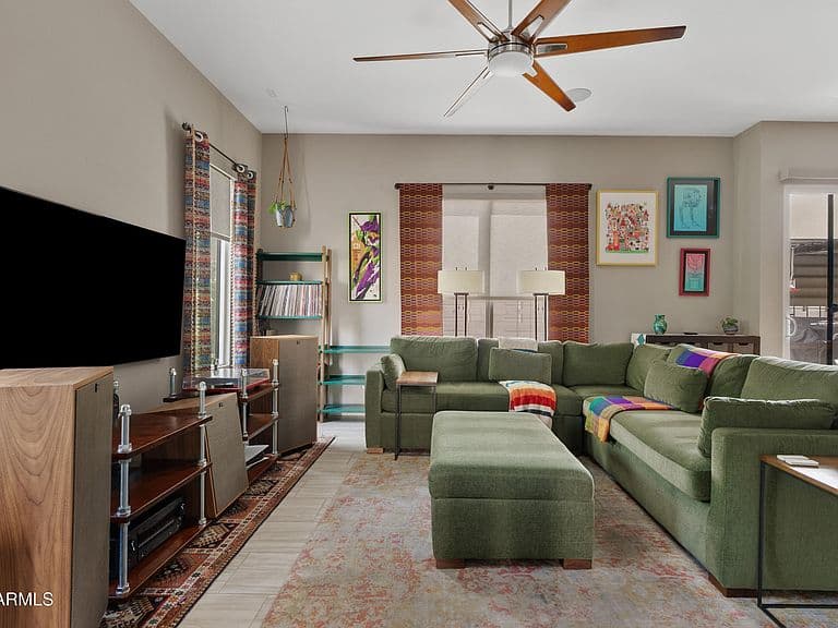 901 S SMITH Road #1035 photo 1