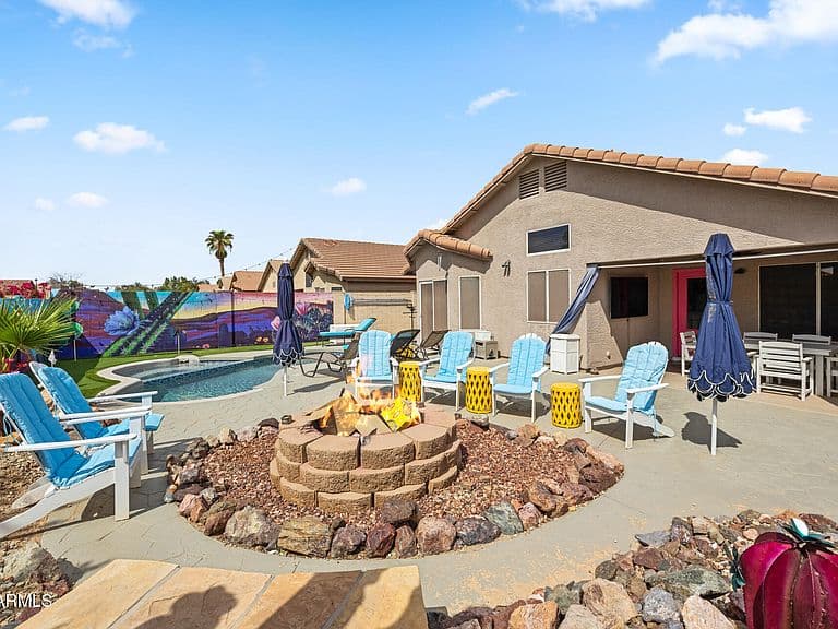 7633 W FOOTHILL Drive photo 5
