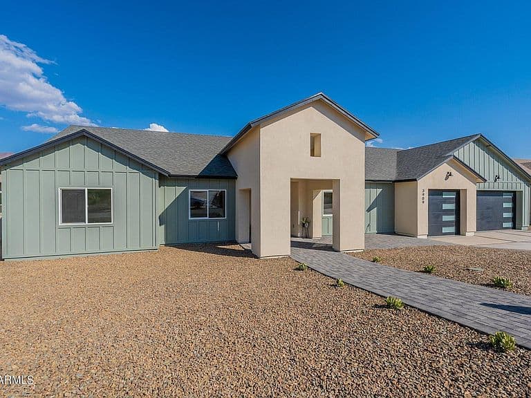 3909 S Veronica Lane photo 5