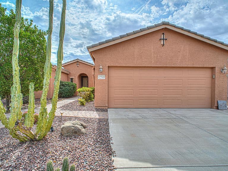 42549 W KINGFISHER Drive photo 2