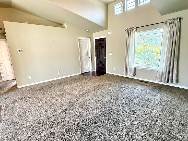 2619 Yukon Trl photo 3