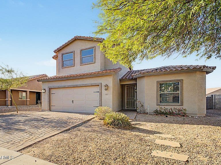 518 W BLACK HAWK Place photo 1