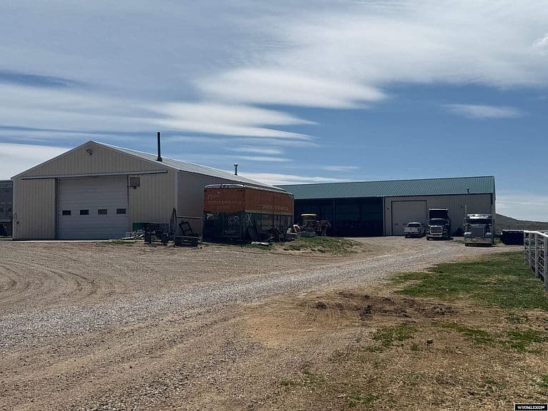 229 Sage Creek Rd photo 2