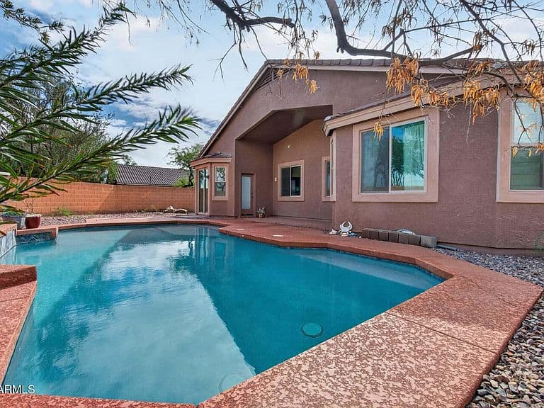 1518 E FONTANA Drive photo 1