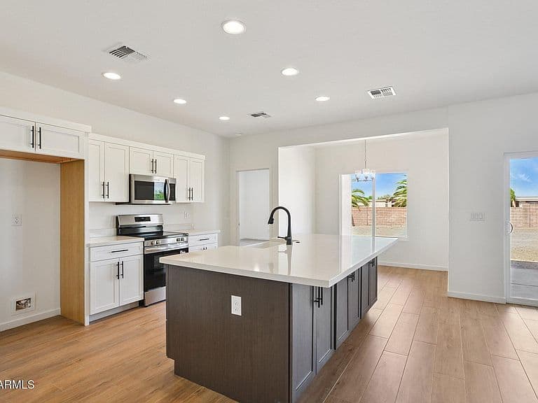 13716 E Las Piedras Way photo 5