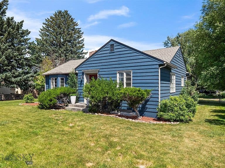 1331 W Park St photo 4