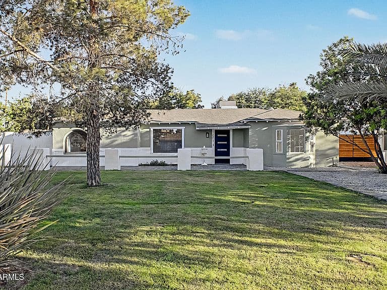 2213 E Windsor Avenue photo 3