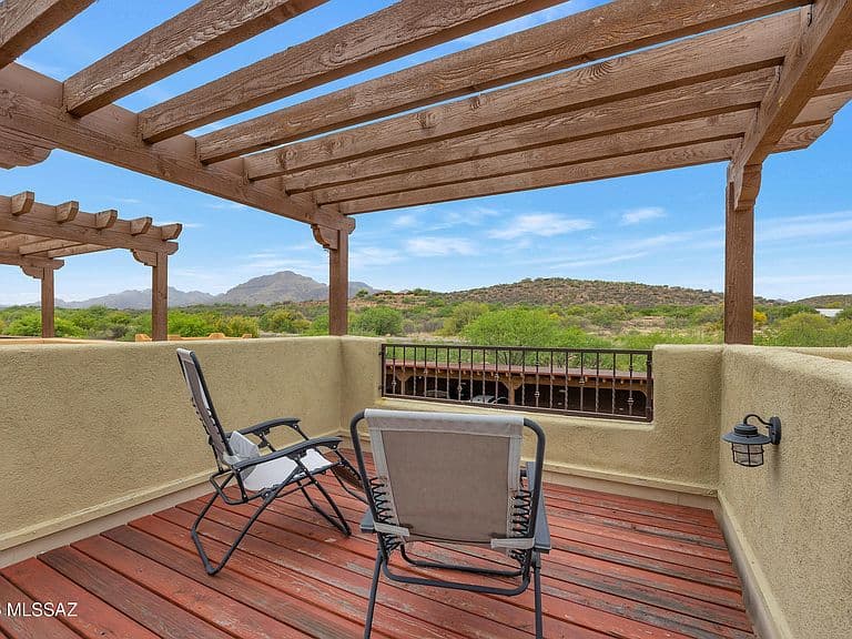1207 Lombard Way photo 5