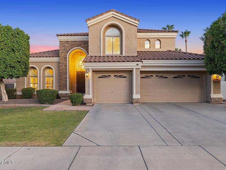6773 W SONNET Drive photo 2