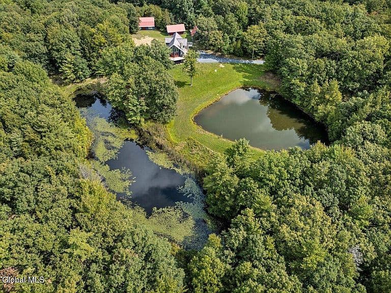 200 Wicked Hollow Way photo 1
