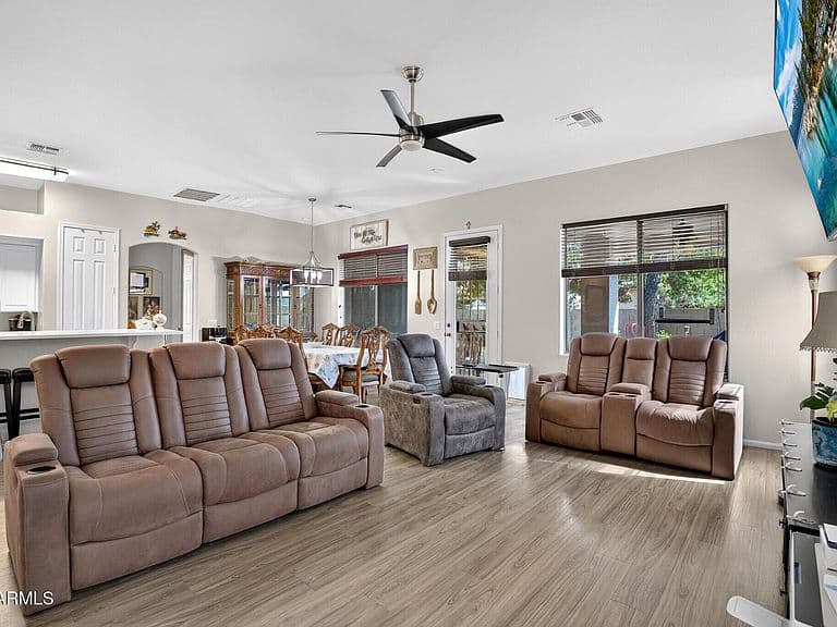 43961 W KRAMER Lane photo 5