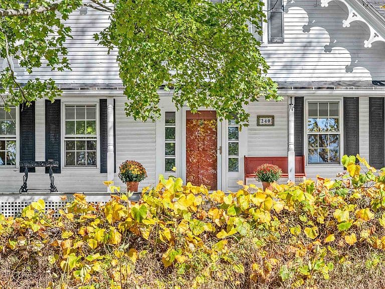 240 Towne Hill Road photo 4