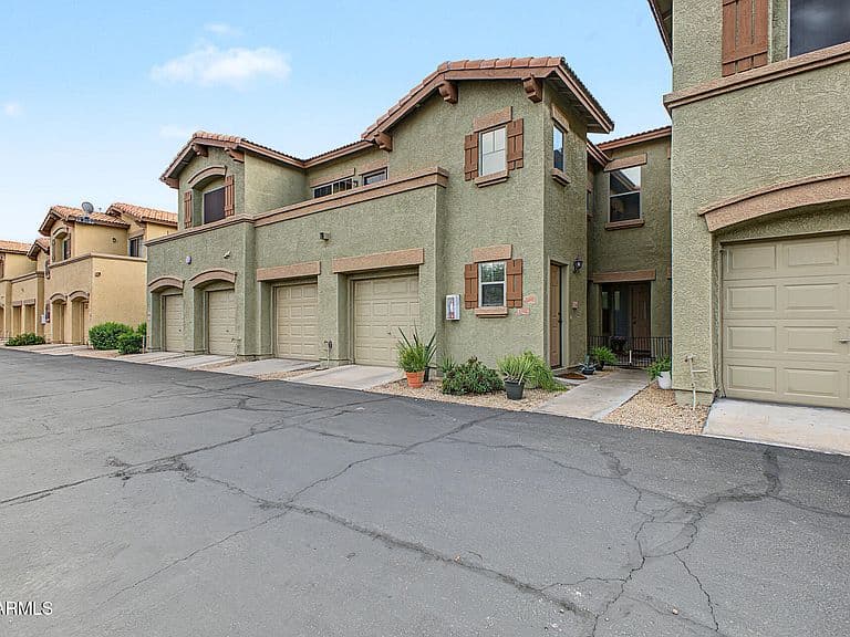 805 S SYCAMORE Drive #234 photo 3