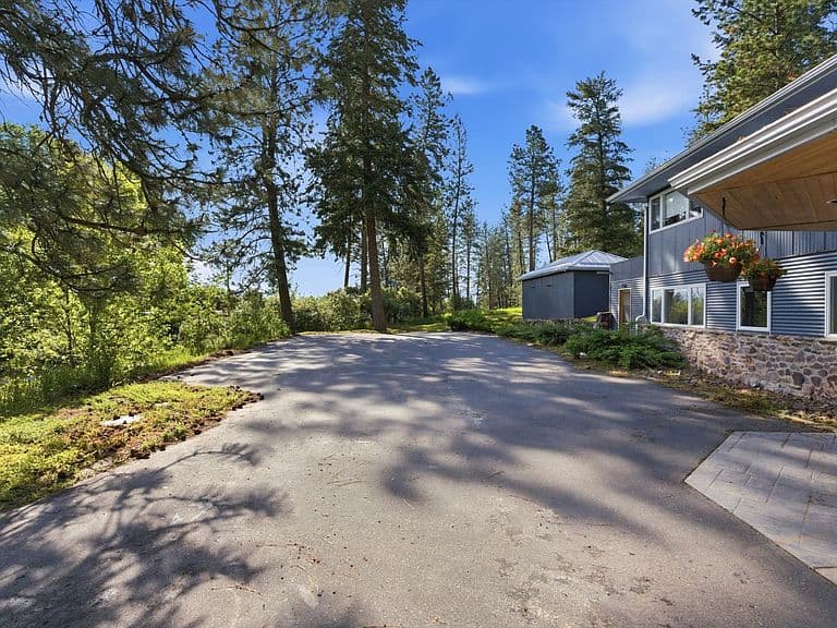 12505 Flora Dr photo 4