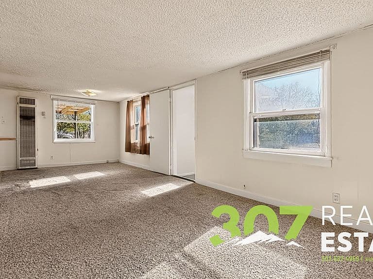 2713 Central Ave photo 5