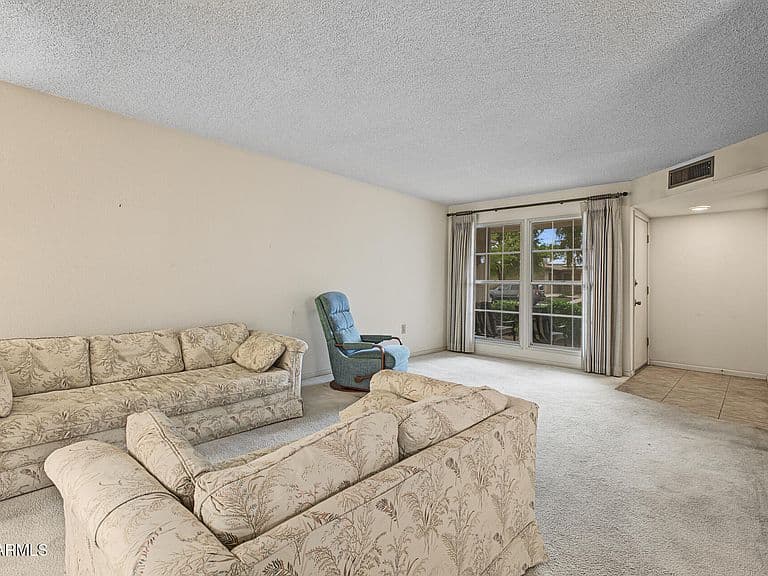 10319 W OCOTILLO Drive photo 5