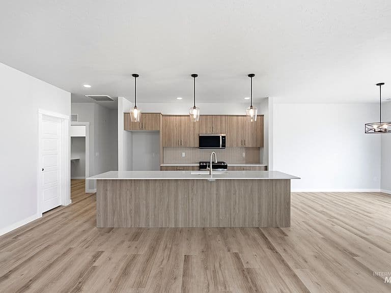 9427 W Cosmic St photo 3
