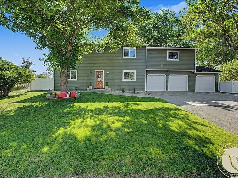 2912 Arnold Palmer Dr photo 3